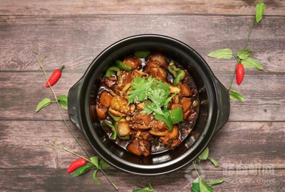 瑞千祥黄焖鸡米饭