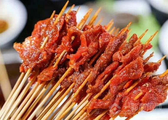 川哥川妹砂锅串串