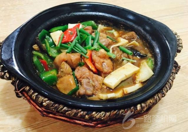 东福黄焖鸡米饭