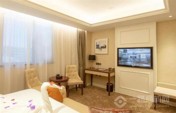 果岭19商务酒店