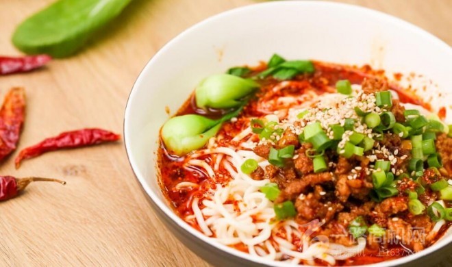 古香秦韻老碗面加盟