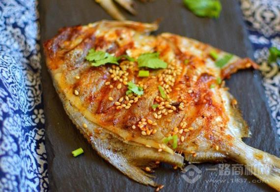 安全村烧烤烤鱼