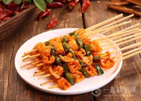 以串成名烤串火锅