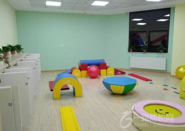 蘑菇音乐国际早教