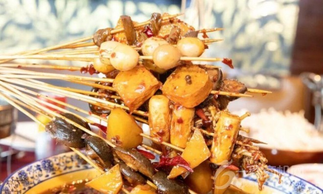 签小二串串火锅合作