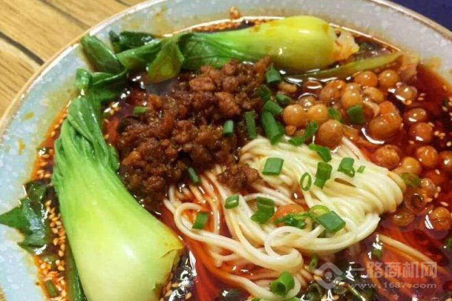 哈辣e族重庆小面加盟