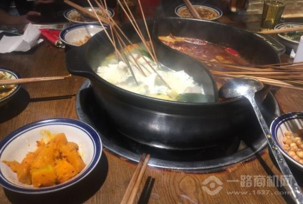 阶檐故事火锅串串