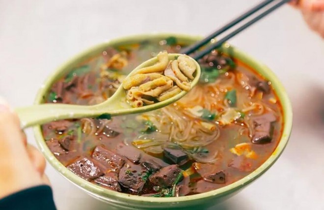 回味鸭血粉丝汤加盟