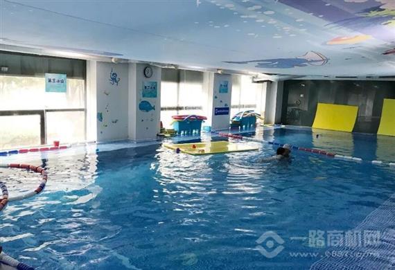 百适乐婴儿游泳池