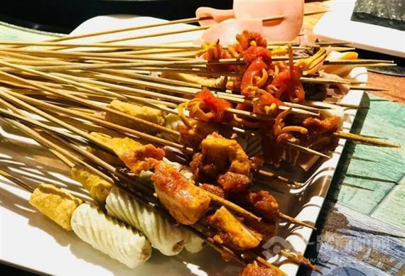 琴儿串串香小火锅