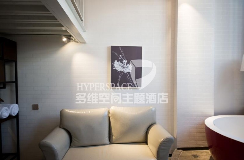 多维空间主题酒店加盟