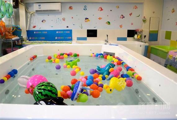 水娃娃婴幼儿游泳馆