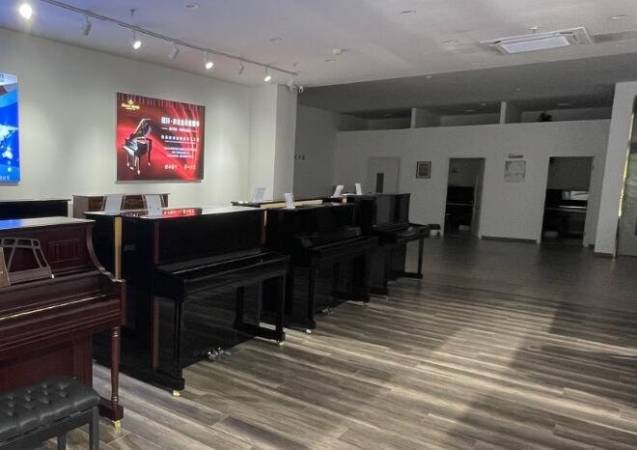 鲍蕙荞钢琴学校