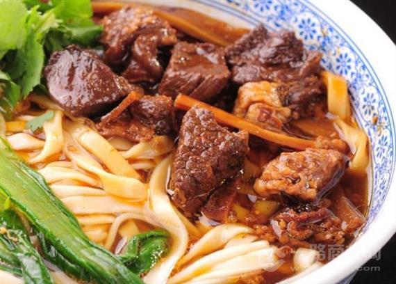 陆味牛肉面馆