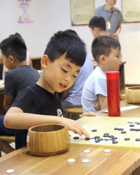 宇凰国艺成长中心