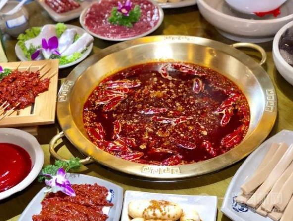 好吃夠火鍋加盟