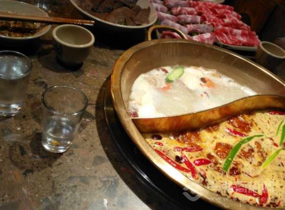 好吃夠火鍋加盟