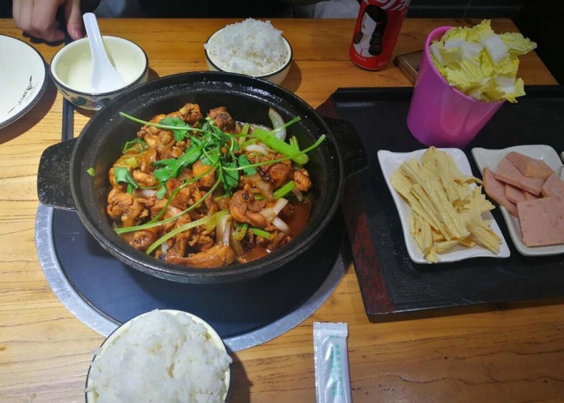 食俠客黃燜雞米飯