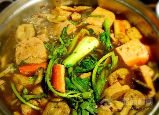 小魔鍋QQ煮麻辣燙加盟