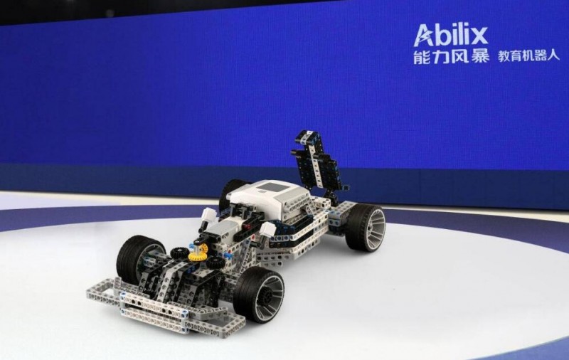 能力风暴机器人 能力风暴机器人