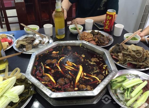 美琪自助火鍋加盟