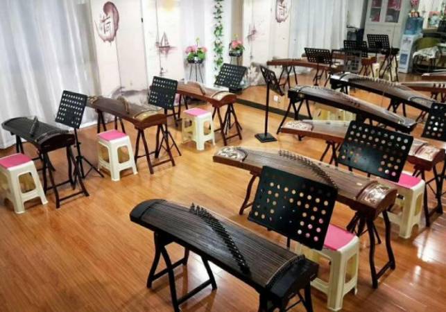 暑期艺术培训班