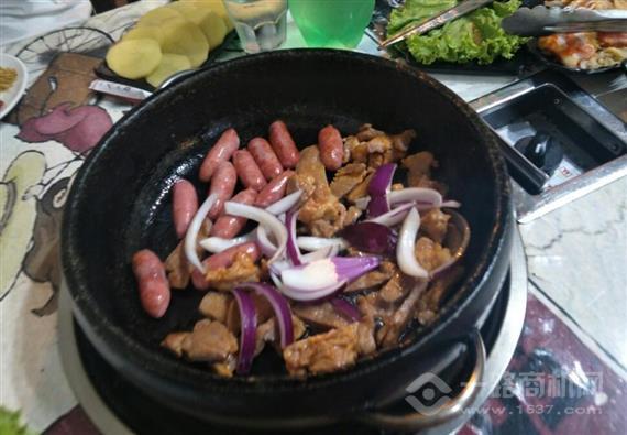 老街坊石锅烤肉