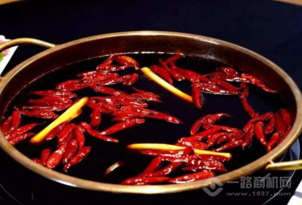 金嘴巴重慶老火鍋