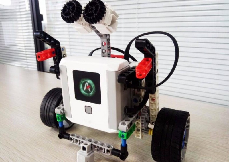 傲小码机器人编程