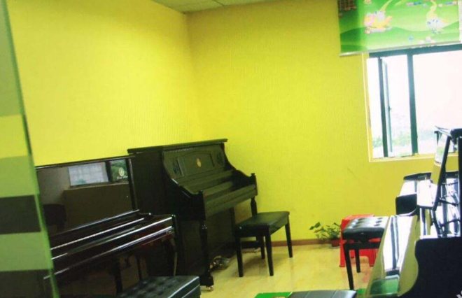 快乐钢琴艺术中心