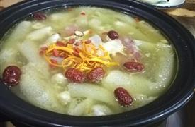 昭通天麻火腿鸡火锅
