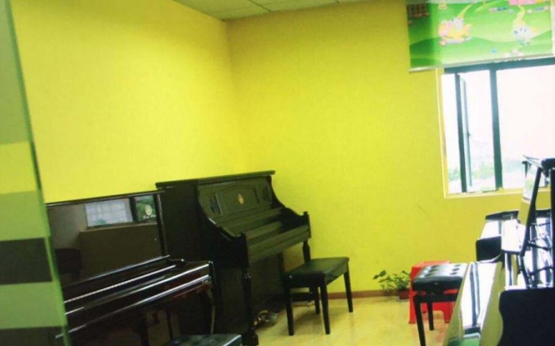 快乐钢琴艺术中心