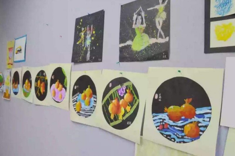 哈哈少儿创意美术