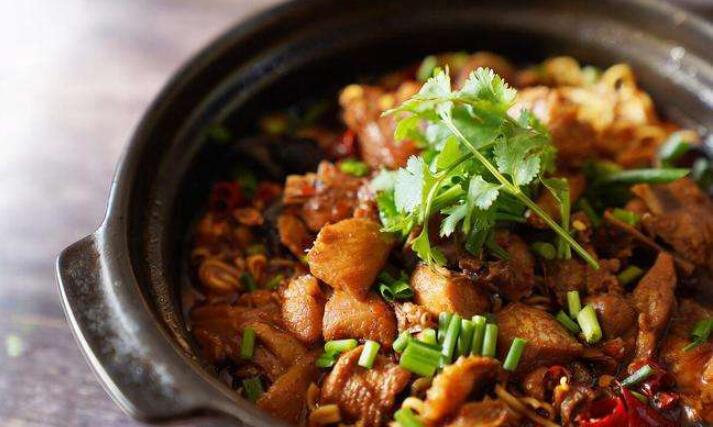 尚煲阁重庆鸡公煲加盟