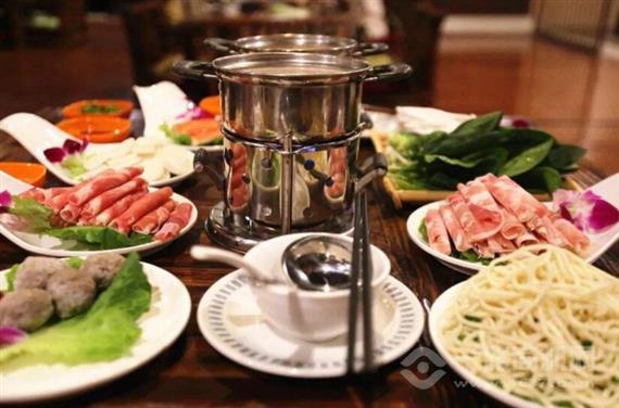 小猪头自助火锅