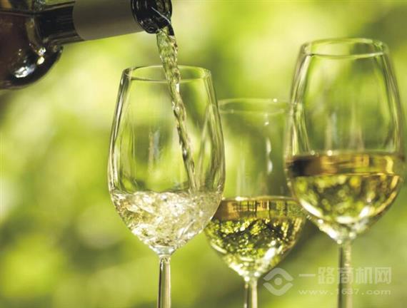 霞多丽白葡萄酒