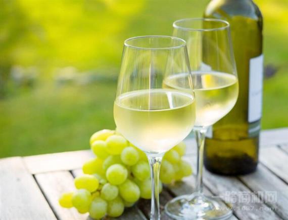 霞多丽白葡萄酒