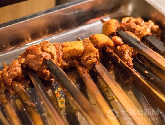 大竹签快乐烧烤