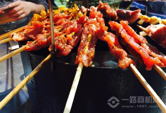 大竹签快乐烧烤