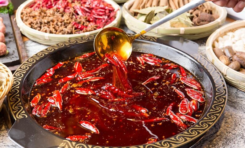 渝熹老火鍋加盟