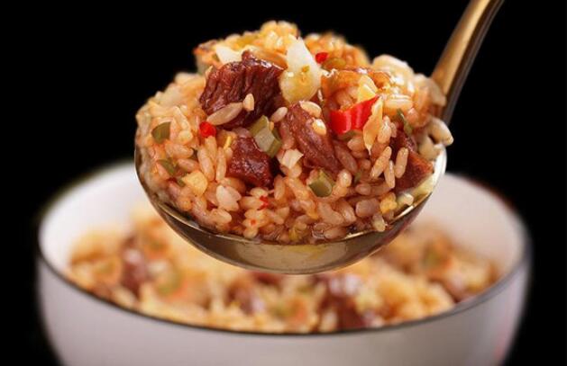 拌上癮精品拌飯加盟