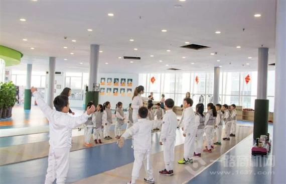 卡洛斯击剑早教俱乐部