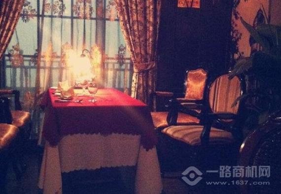 海上旧梦主题演艺西餐厅