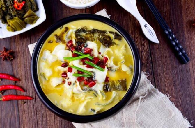 玩火酸菜魚加盟