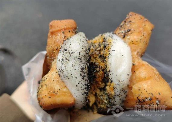 抄纸巷油条包麻糍