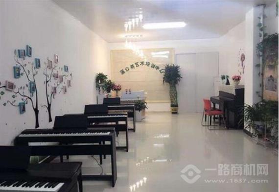 蒲公英艺术培训