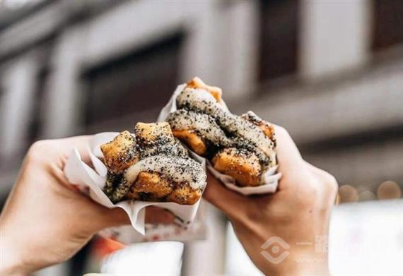 抄纸巷油条包麻糍