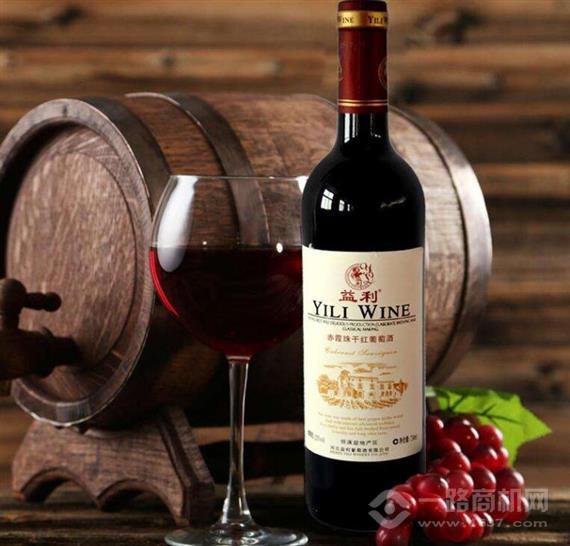 益利葡萄酒