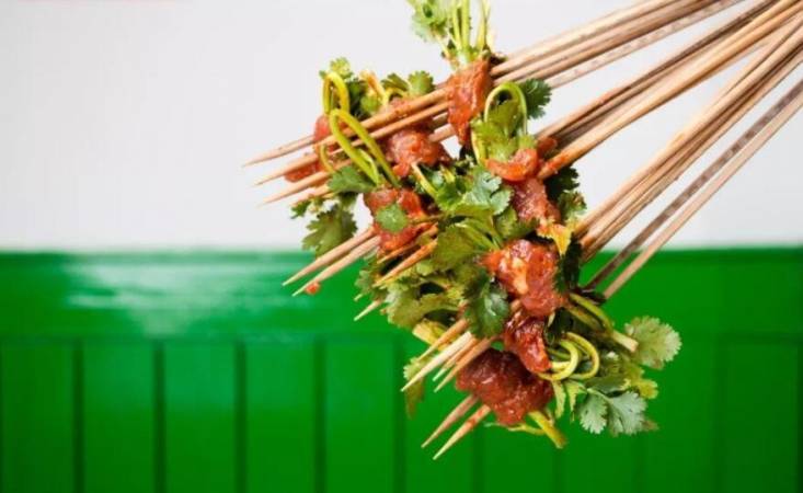 九条巷小郡肝串串香