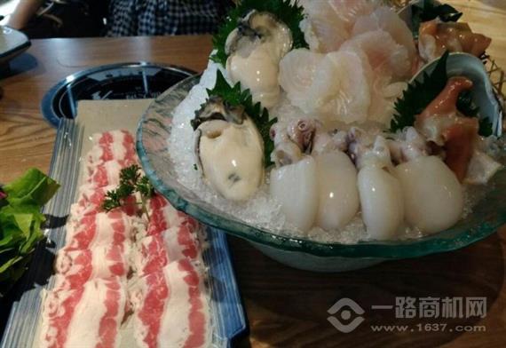 集小渔泰式火锅